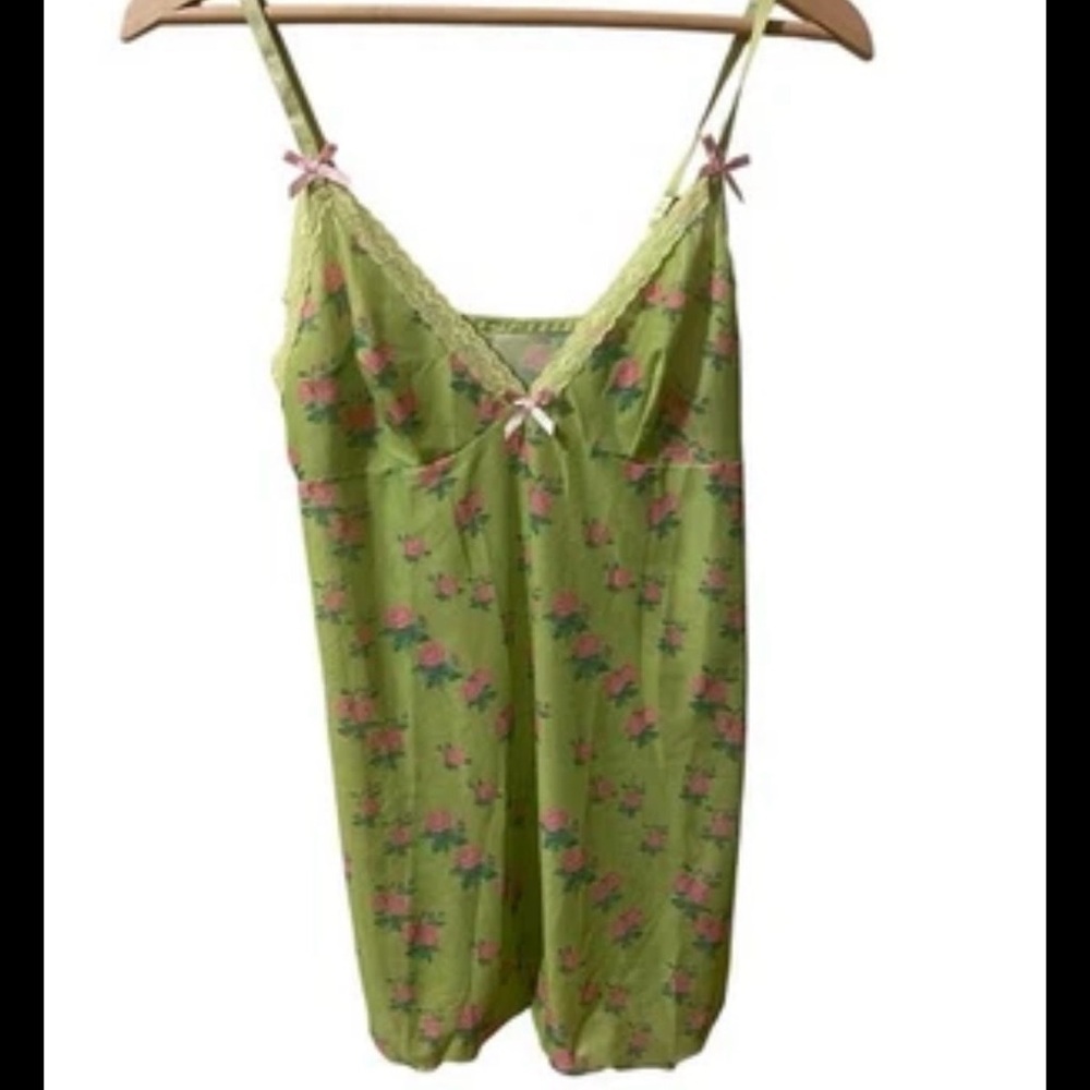 Romwe Fairycore Floral Long Feminine Lace Trimmed Camisole‎